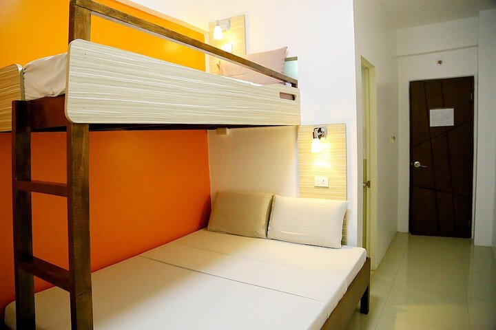 Room 8 of 39