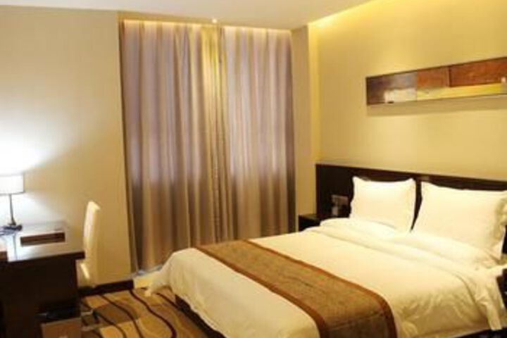 Room 35 of 137