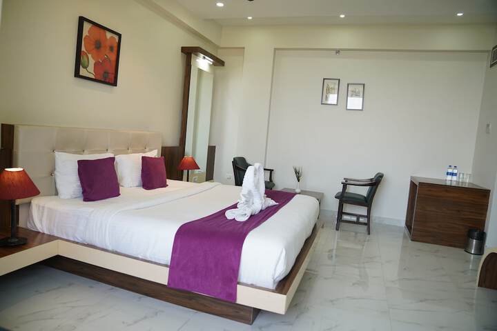 Room 8 of 46