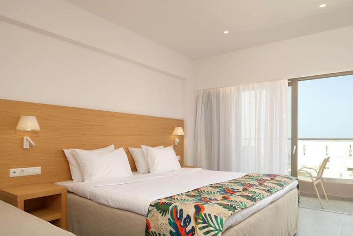 Room 70 of 152