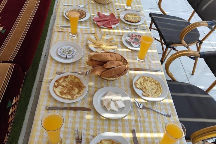 Breakfast/Coffee Service 44 of 45