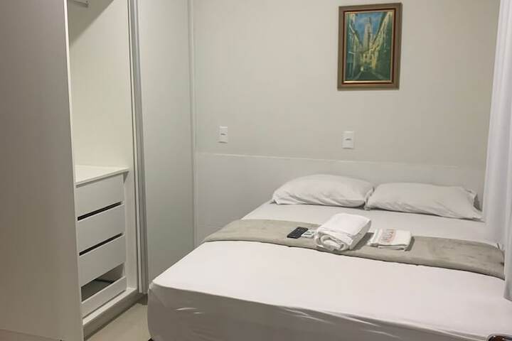 Room 4 of 20
