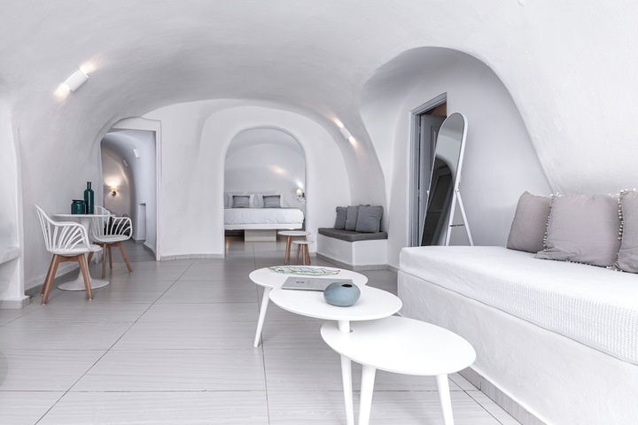 Room 46 of 107