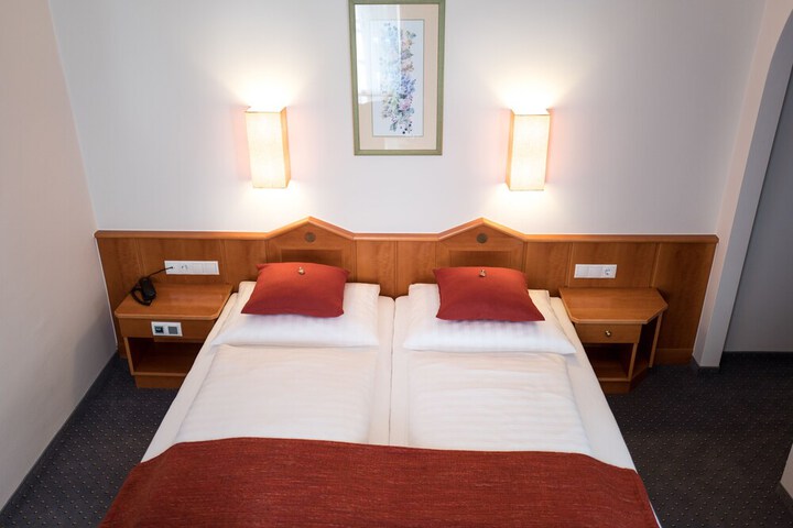 Room 14 of 52