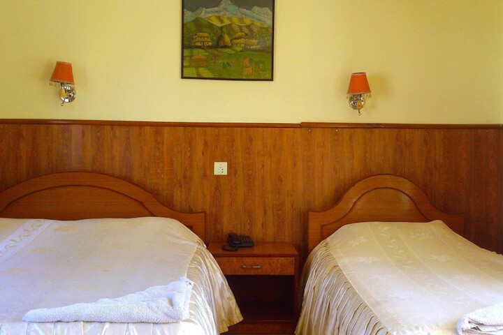 Room 19 of 161
