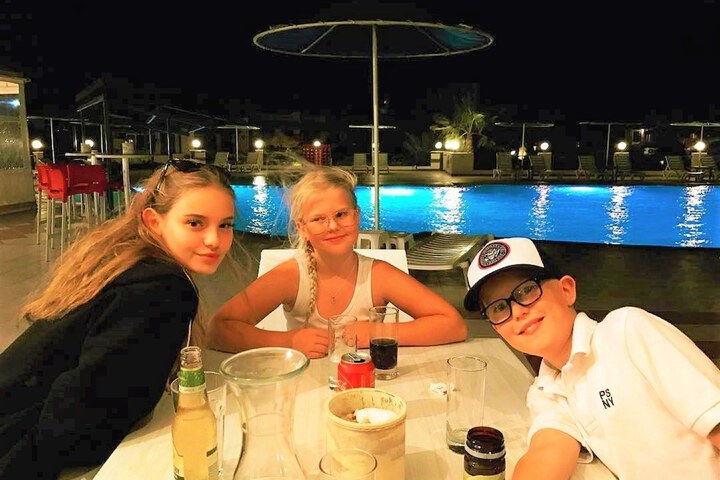 Dining 44 of 88