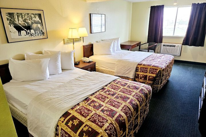 Room 10 of 15
