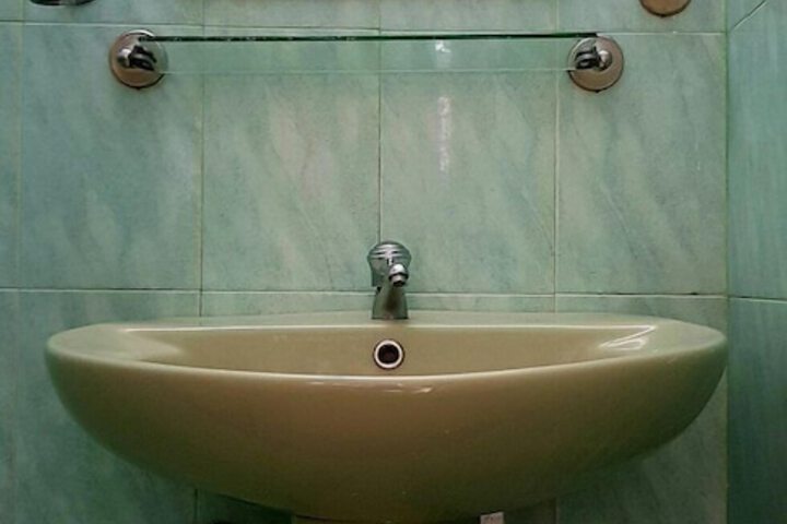 Room 23 of 61