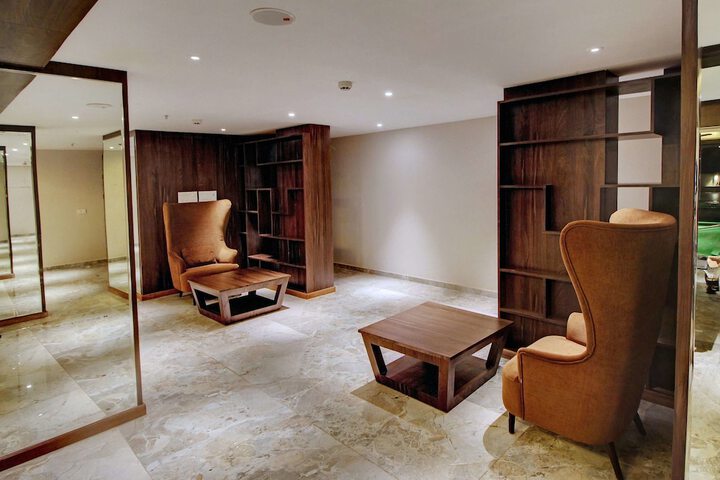 Hotel Interior 5 of 38