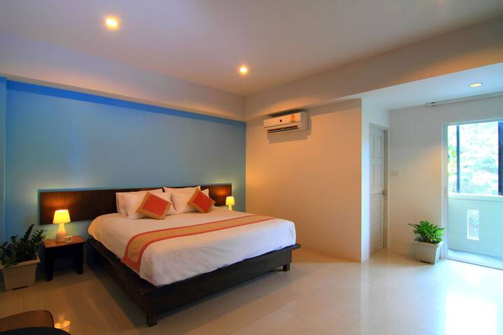 Room 5 of 27