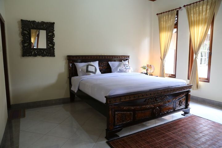 Room 5 of 5