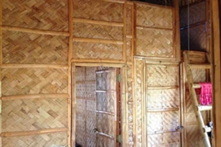 Room 14 of 37