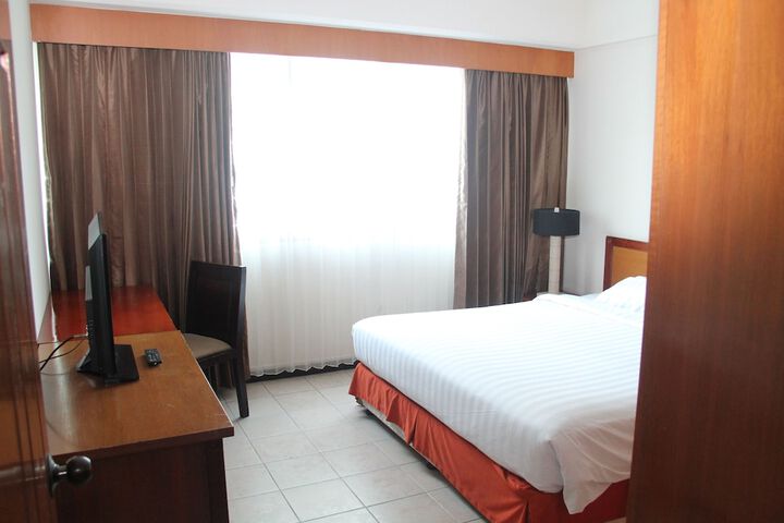 Room 9 of 88