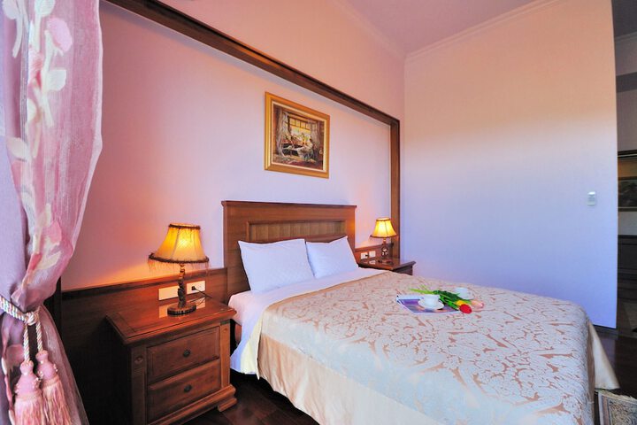 Room 7 of 59
