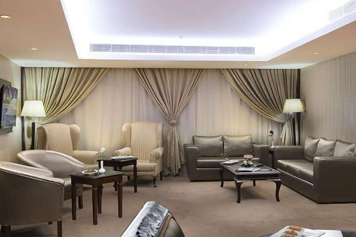 Room 26 of 63