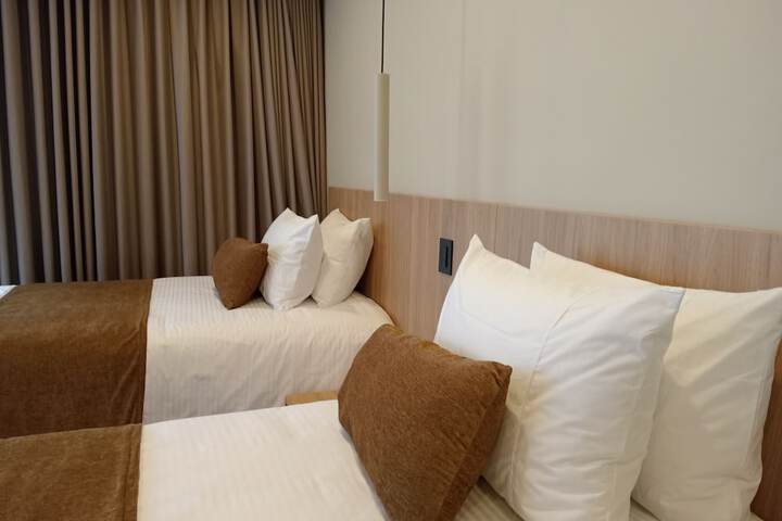 Room 57 of 123