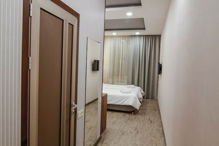 Room 3 of 45