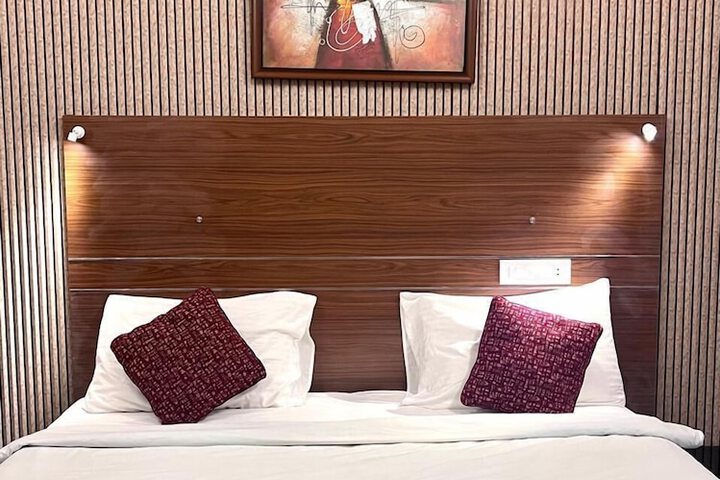 Room 20 of 74