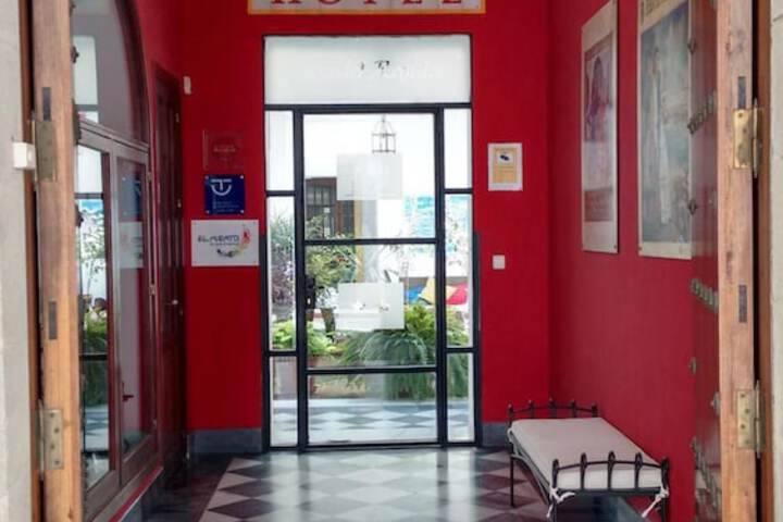 Guest Lobby