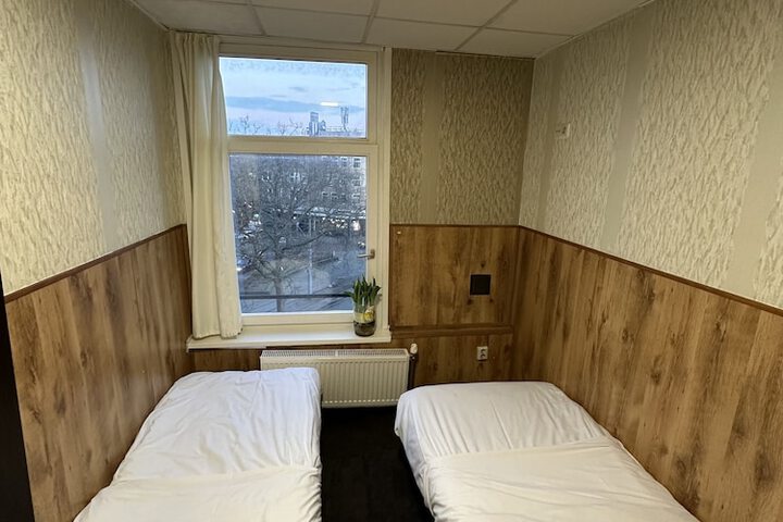 Room 15 of 56
