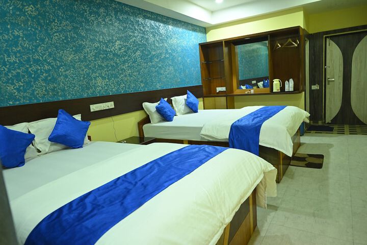 Room 3 of 37