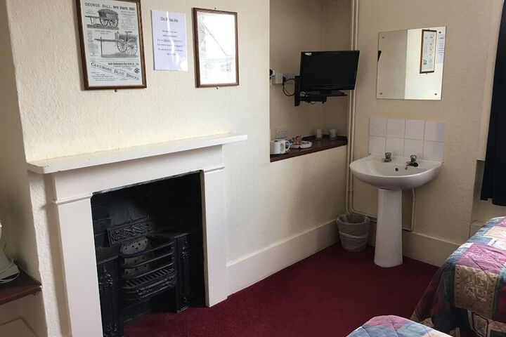 Room 3 of 19