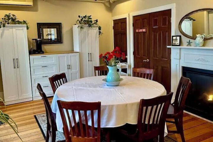 Breakfast/Coffee Service 27 of 69