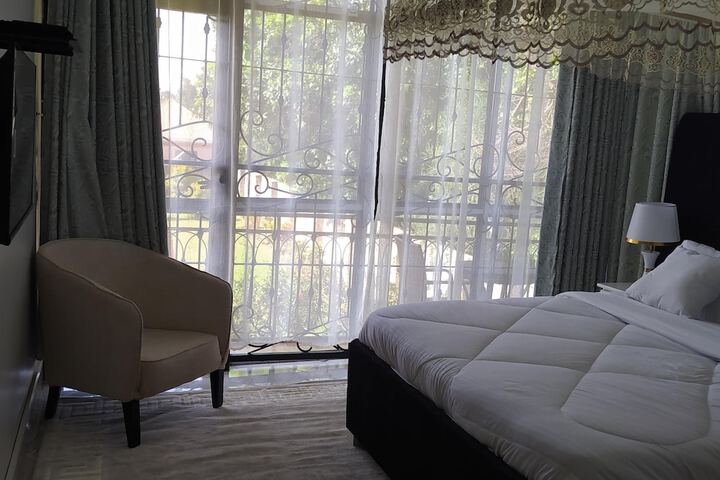 Room 19 of 36