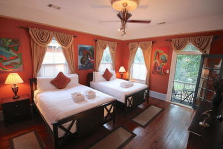Room 50 of 120