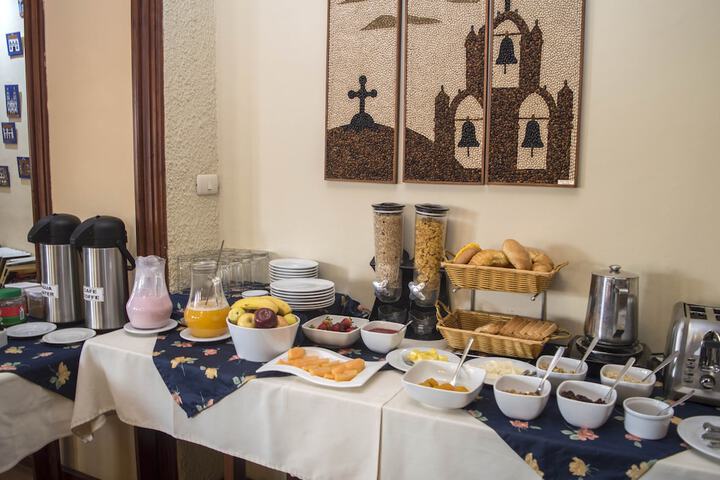 Breakfast/Coffee Service 31 of 46