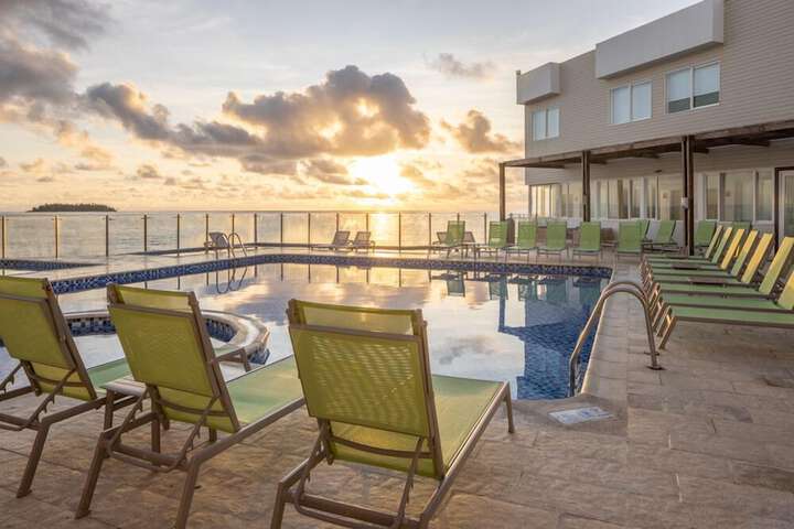 Hotel with Pool