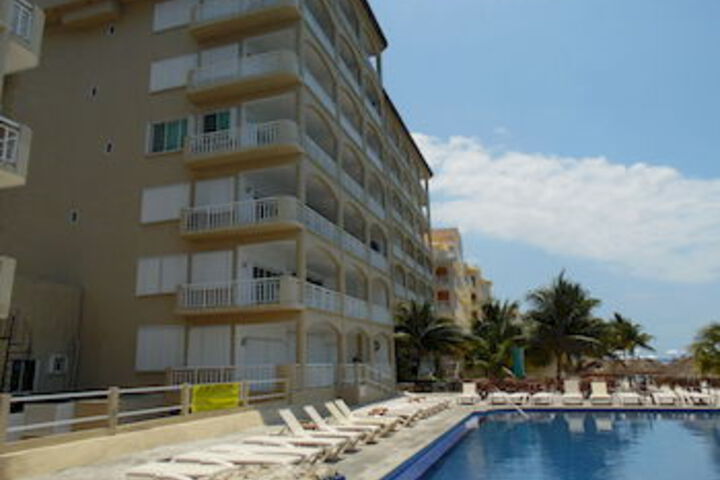 Image of Penthouse B North El Cantil