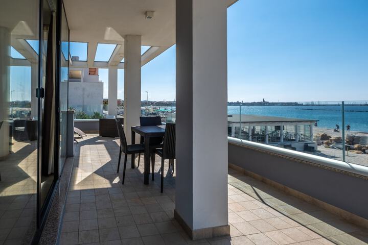 Terrace/Patio 51 of 114