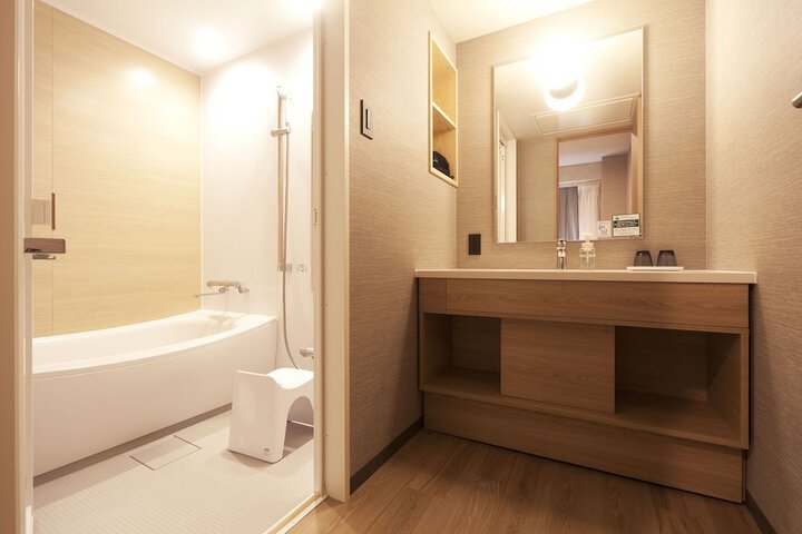 Room 14 of 39