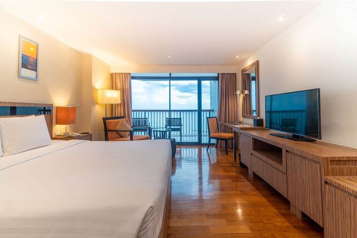 Room 40 of 148