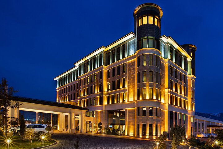 Hotel 125 of 127