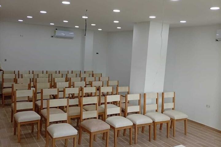 Room 76 of 125