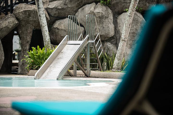Pool 39 of 69