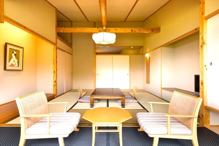 Room 6 of 69