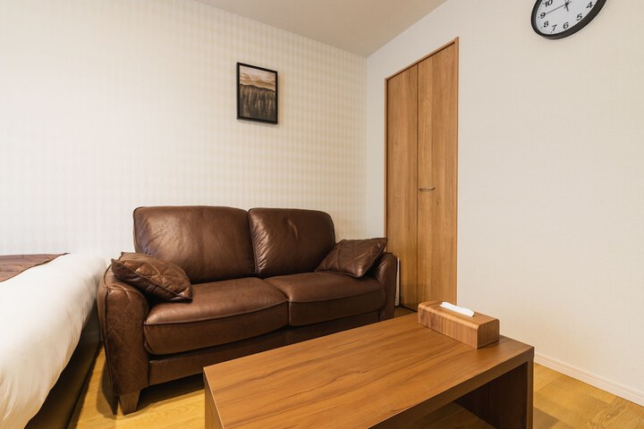 Room 19 of 29