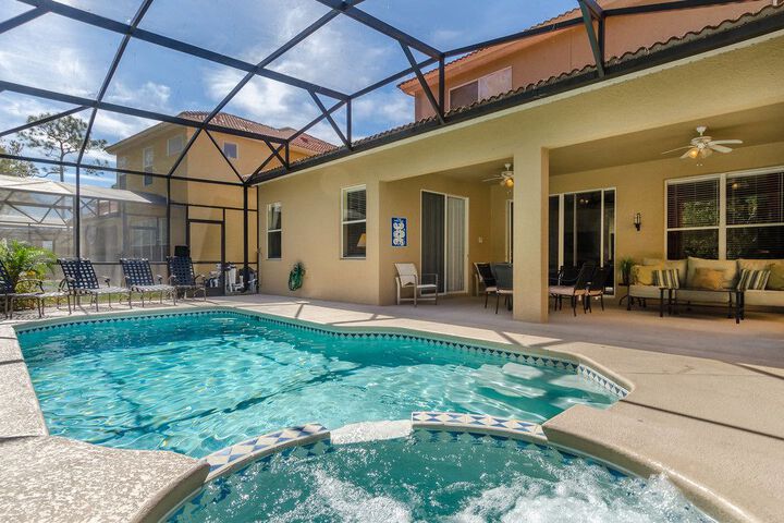 Pool 180 of 195