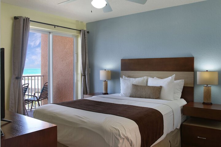 Room 17 of 70