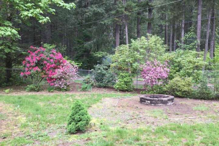 Property Grounds 14 of 17