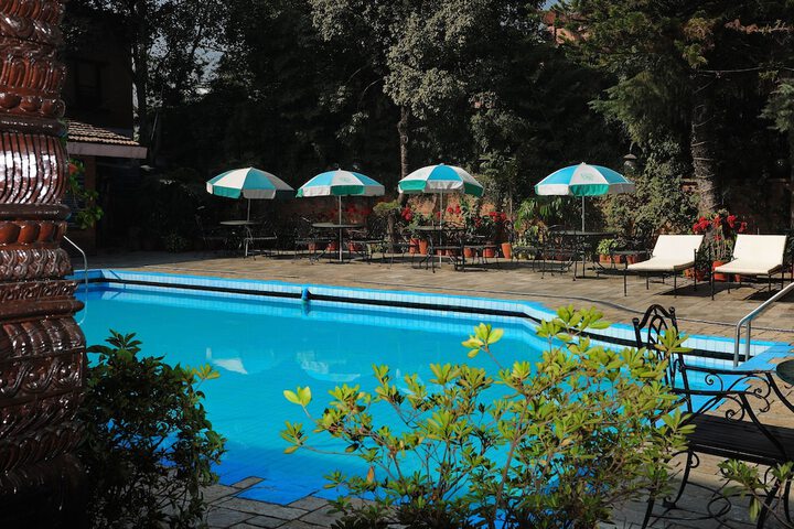 Pool Hotel