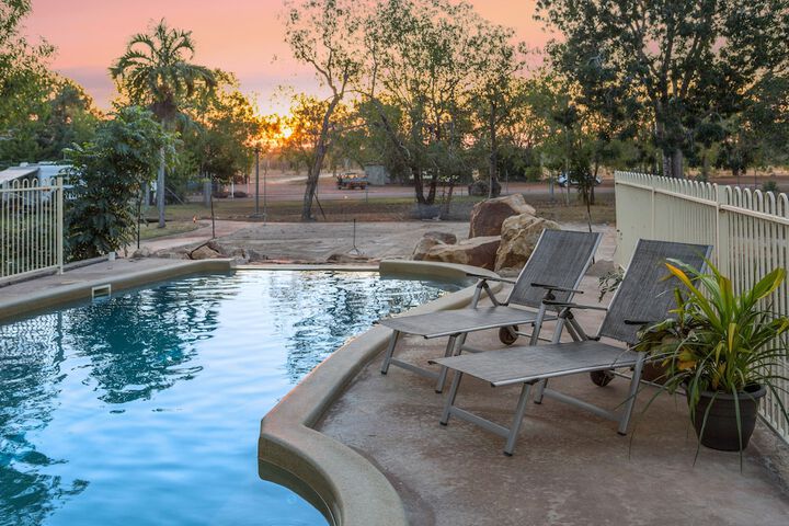 Pool 19 of 31