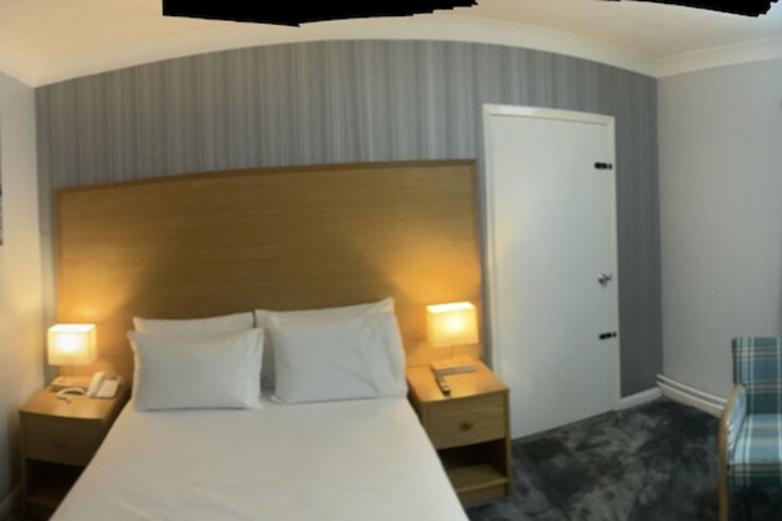 Room 8 of 56