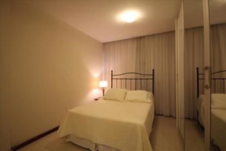 Room 17 of 32