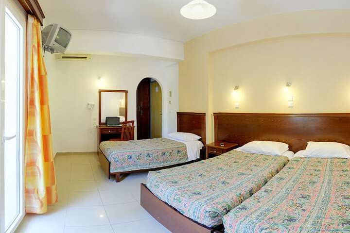 Room 5 of 27