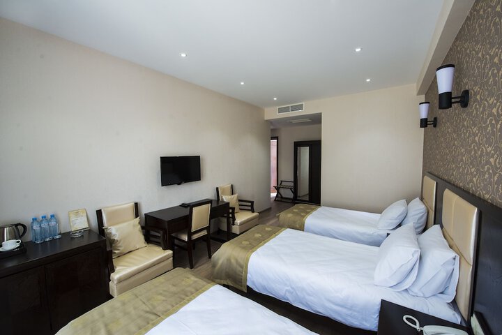 Room 5 of 54
