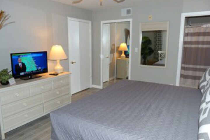 Room 93 of 120